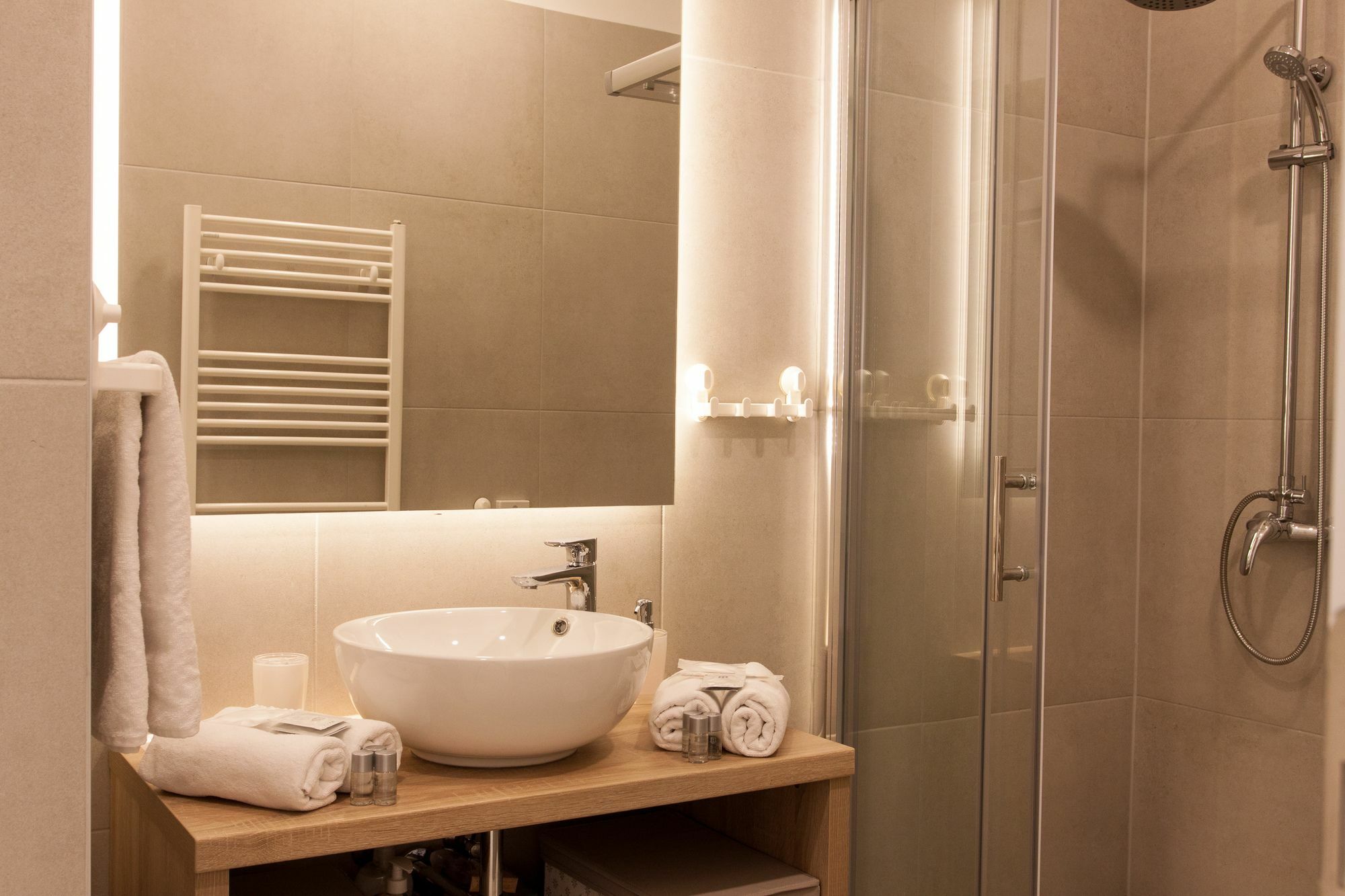 Tesla Boutique Apartments & Rooms Zagreb Exterior foto